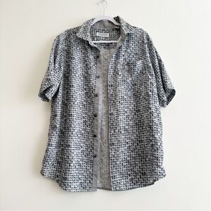 Tommy Bahama Gray Casual Button Down Shirt with Geometric Pattern